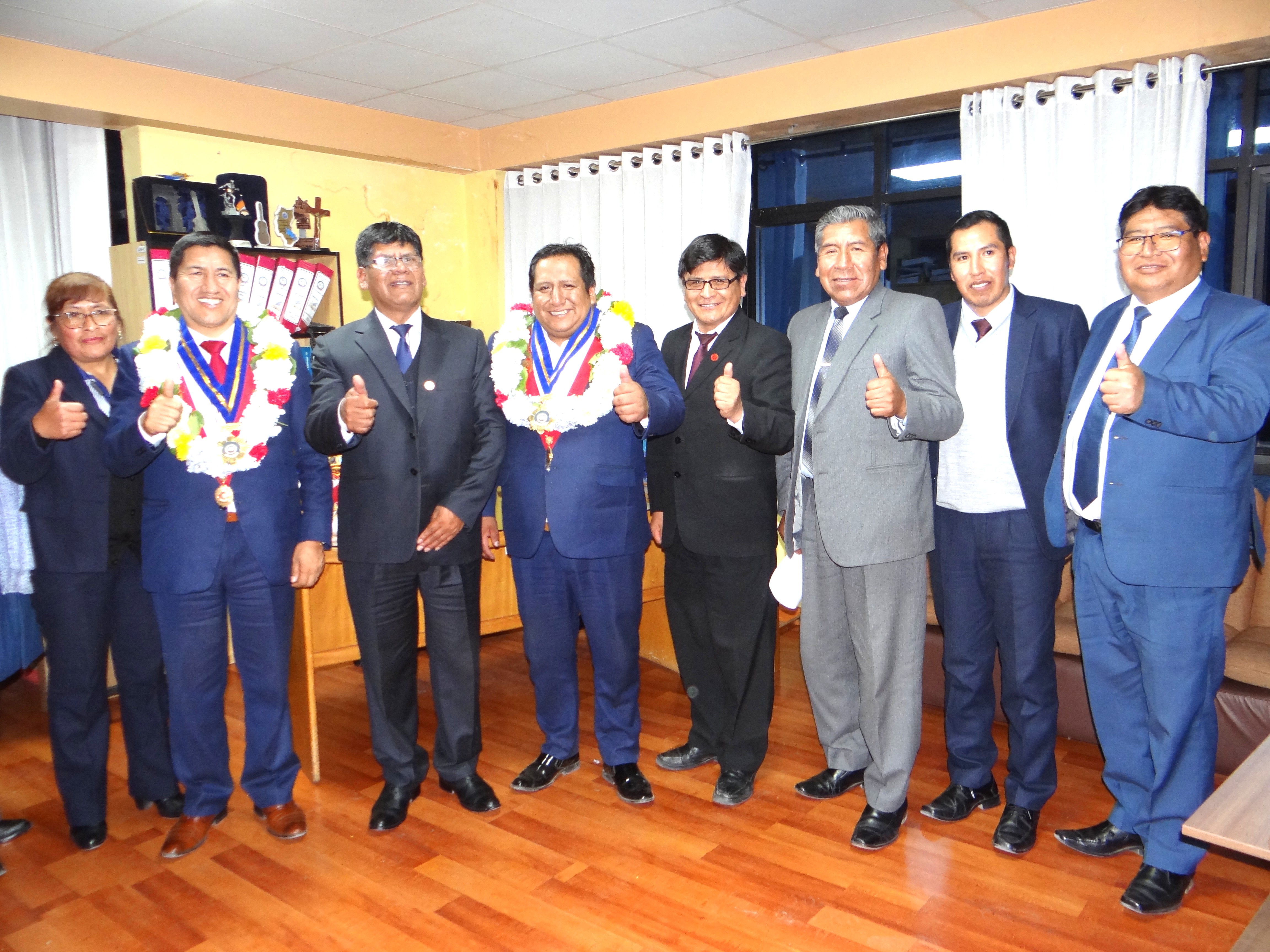 SENADOR EDGAR MANCHA PINEDA Y DIPUTADO BLADIMIR SONCO VISITARON EL COLECTIVO DE LA UGEL YUNGUYO EN EL MARCO DE LA SEMANA DE REPRESENTACIóN.